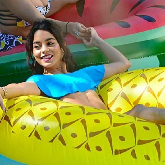 Pool Float Giant Pineapple InfIatable - Picture 6 of 9